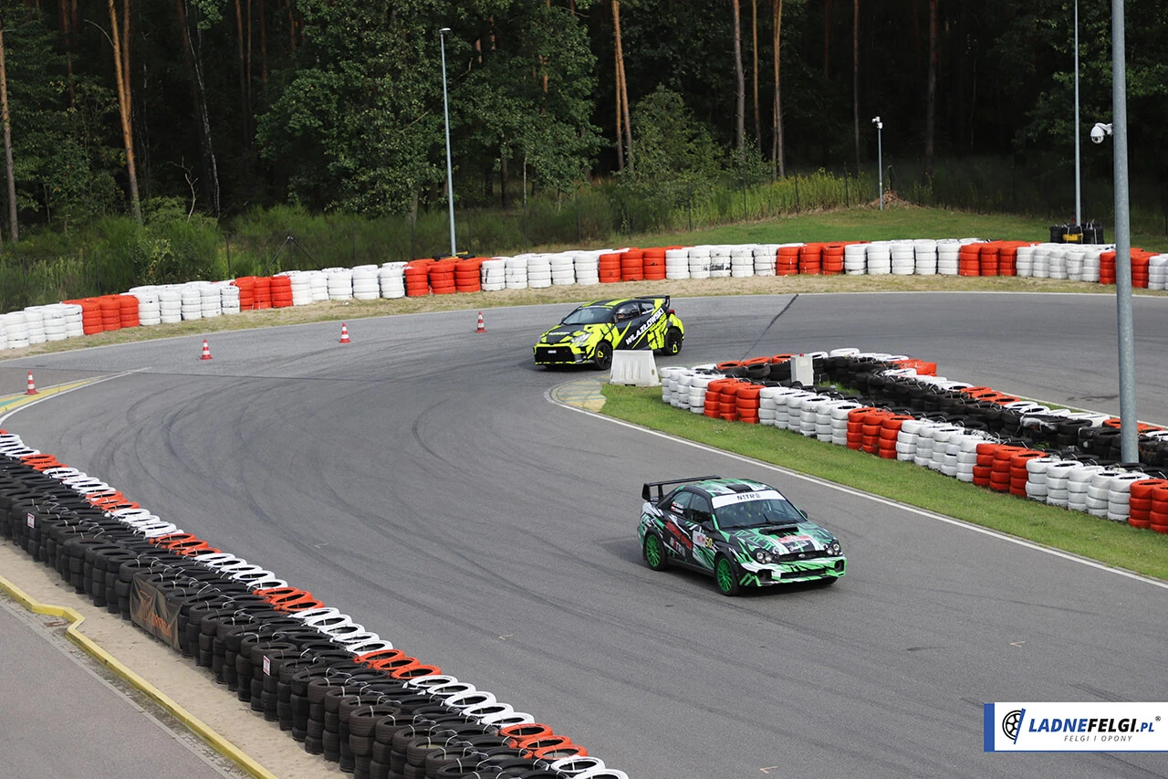 Relatório fotográfico do Circuito de Modlin - LadneFelgi.pl