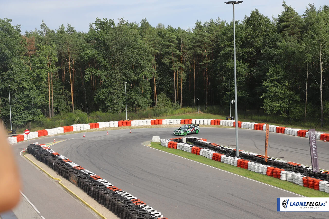 Reportage fotografico dal Modlin Circuit - LadneFelgi.pl