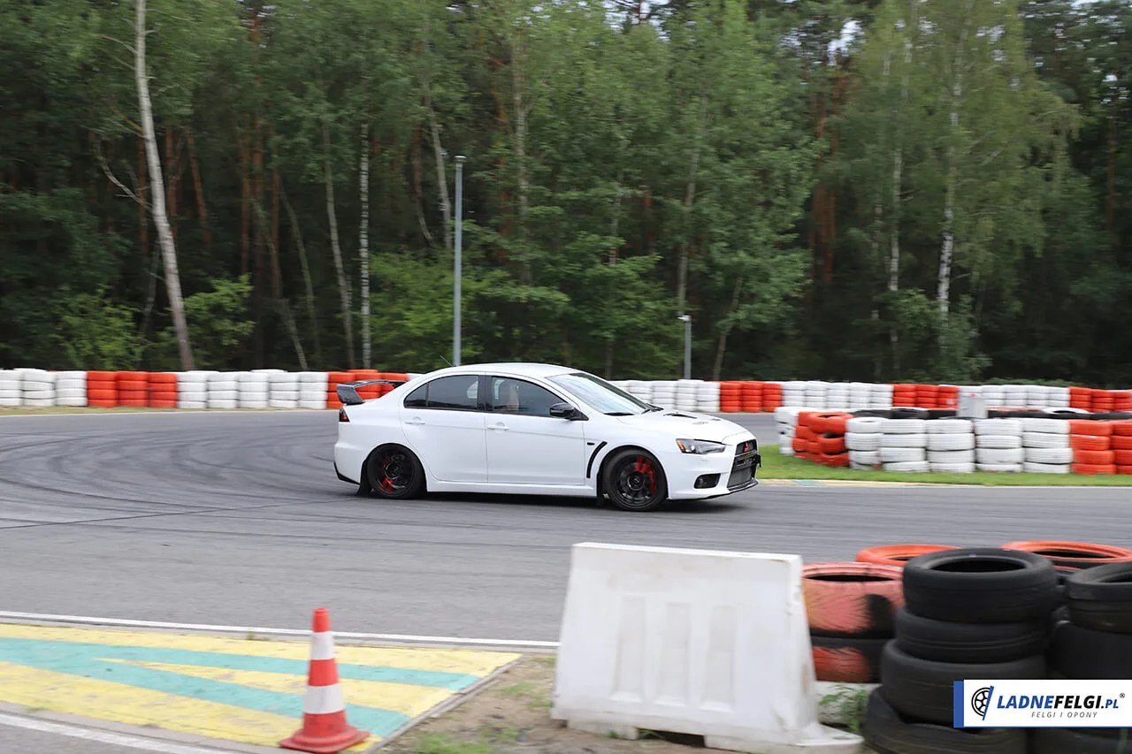 Reportage fotografico dal Modlin Circuit - LadneFelgi.pl